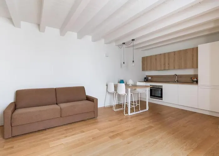 Casa Gini - The Terrace * بولونيا